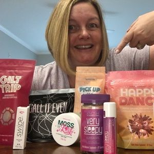 Meet Your Posher, Toni